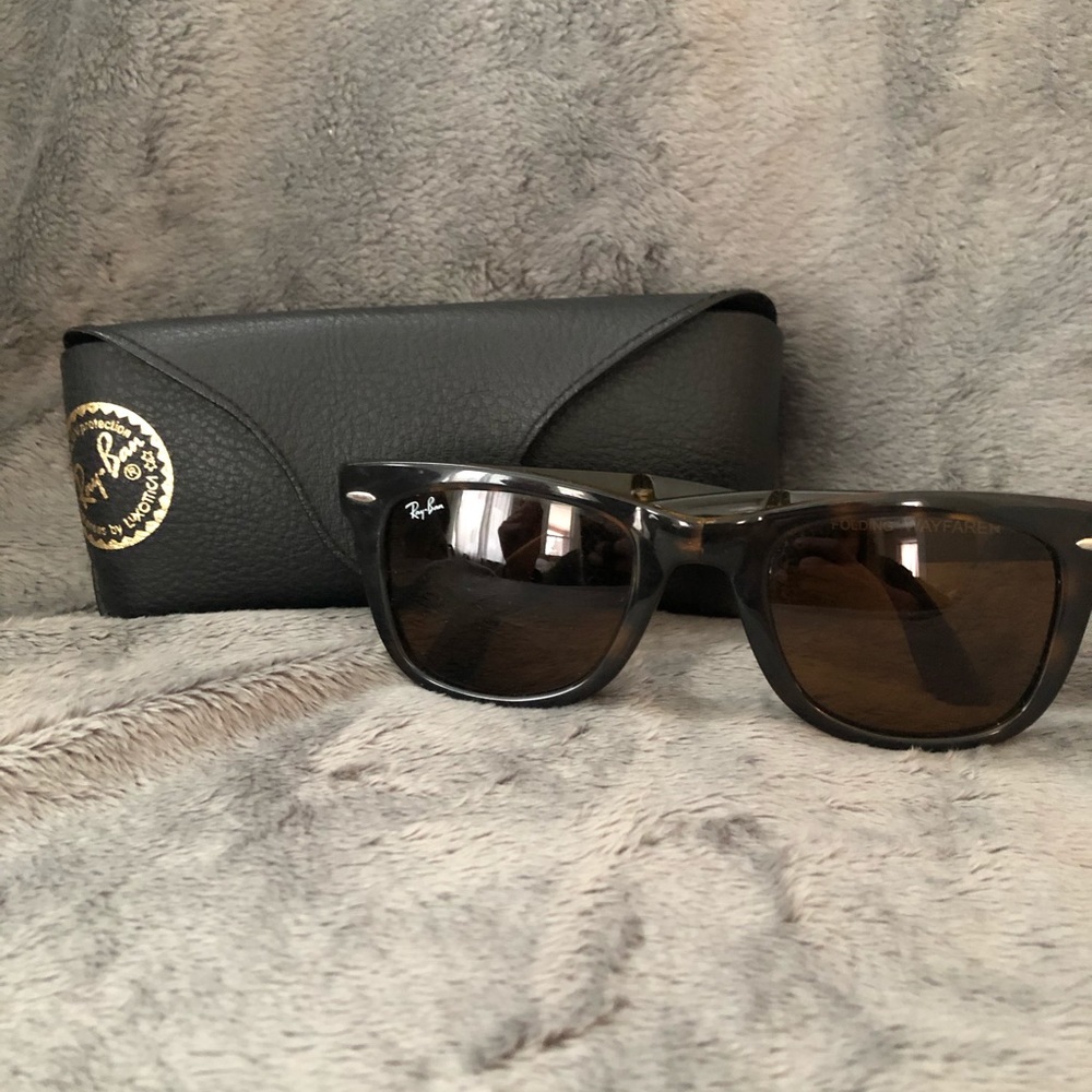 COPY - COPY - Ray Ban Folding Wayfarer Sunnies